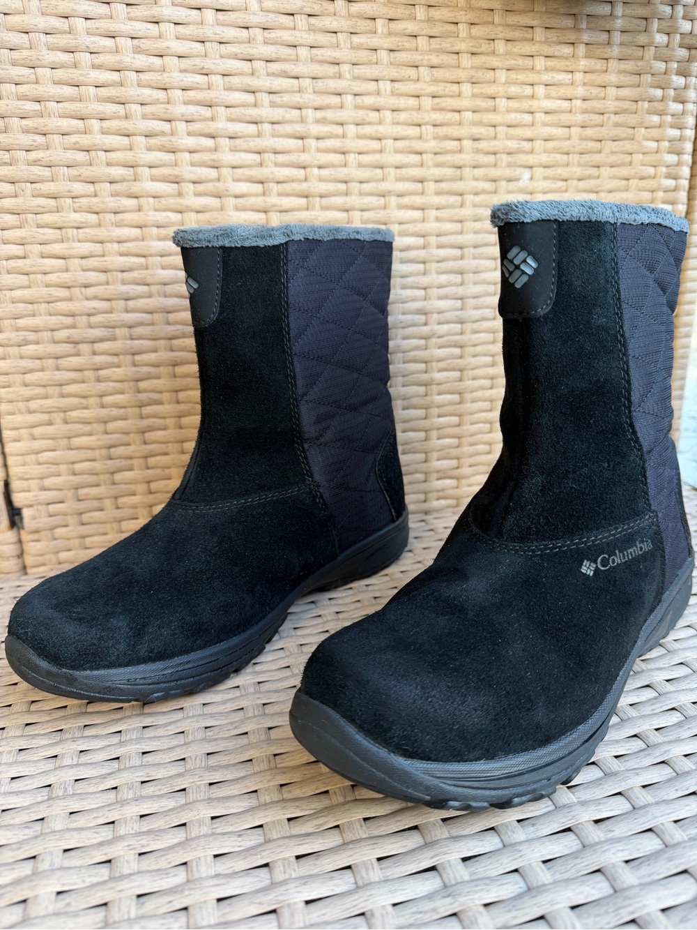 Columbia Kids Black Quilted Suede Winter Boots